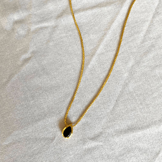Black Onyx Necklace, Gold Plated on 925 Sterling Silver, handmade gemstone necklace by Brinda, Unique Gift for her, Unique necklace, gemstones, gold, chain, Crystal, trending, mothers day gift, small business, london, dainty necklace, Teardrop, drop