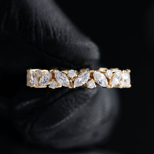 Gemstone Cutting, Gemstone cuts, Lapidary, Gemstone Jewellery, Gemstone Necklaces, Jewellery Boutique, London Jewellery, Brinda
