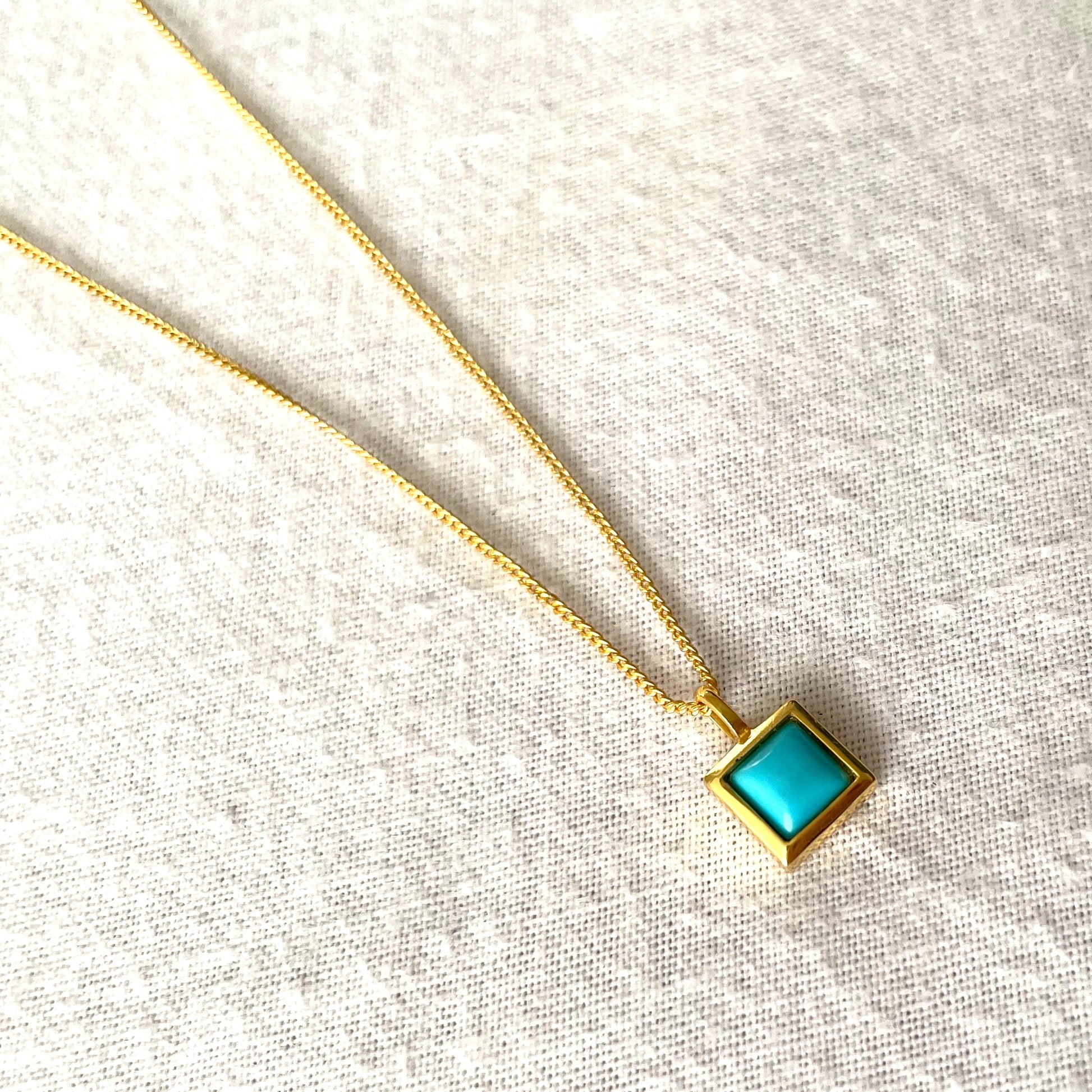 Turquoise Gold Necklace, Crystal gemstone necklace, Gold Plated on 925 Sterling Silver, handmade necklace, Turquoise necklace, Unique Gift, turquoise, gemstones, gold studs, Crystal, Christmas gift ideas, small business, london, dainty necklace