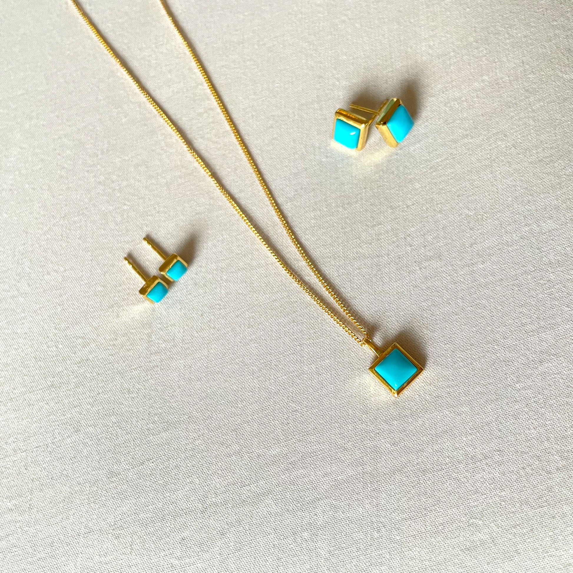 Turquoise Gold Necklace Gift set, Crystal gemstone necklace, Gold Plated on 925 Sterling Silver, handmade earrings, Turquoise necklace, Unique Gift, turquoise, gold studs, Crystal, Christmas gift ideas, small business, london, dainty necklace