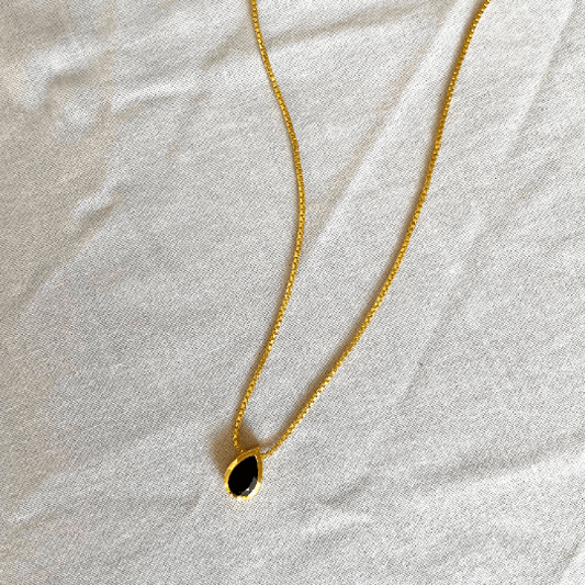 Black Onyx Necklace, Gold Plated on 925 Sterling Silver, handmade gemstone necklace by Brinda, Unique Gift for her, Unique necklace, gemstones, gold, chain, Crystal, trending, mothers day gift, small business, london, dainty necklace, Teardrop, drop