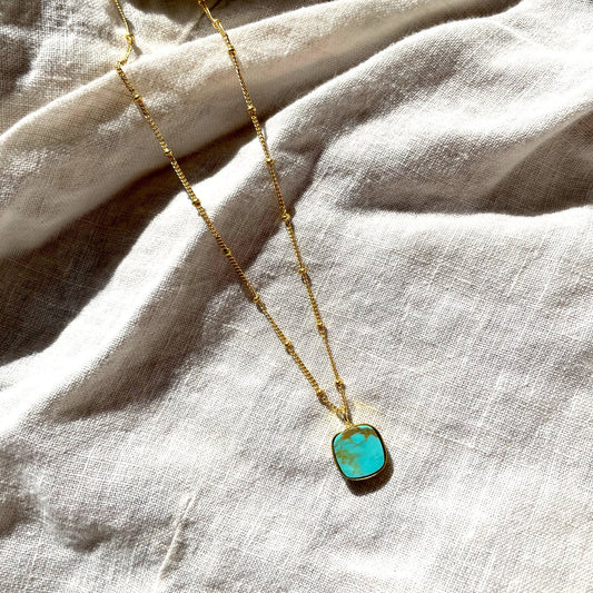 Turquoise Gold Pendant Necklace, Crystal Pendant Necklace, Gold Plated on 925 Sterling Silver, handmade gemstone necklace, Unique Gift, turquoise necklace, gemstones, gold chain, Crystal, mothers day gift, small business, london, dainty necklace, gem